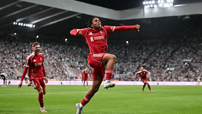 Ngumoha celebrating goal