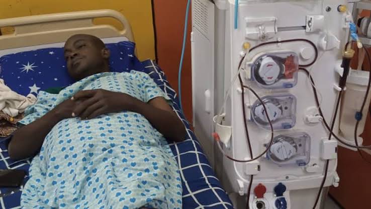 A patient with kidney problem on hospital bed