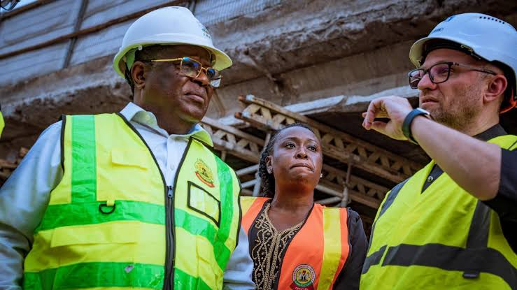 Umahi inspecting project