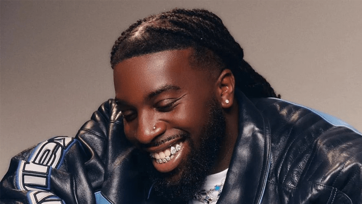 Mark Orabiyi (Talay Riley)