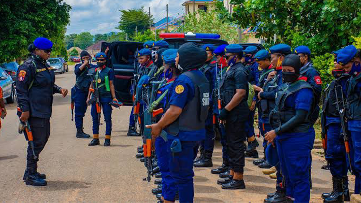Female NSCDC operatives