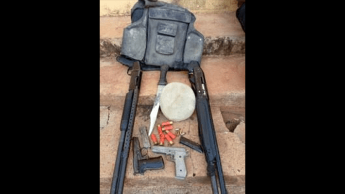 The firearms and other items recovered from the suspects (NAN photo)