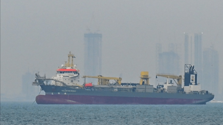 Vessels at Straight of Hormuz