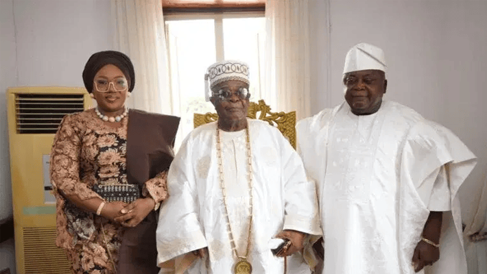Alake of Egbaland endorses PDP candidate Adebutu
