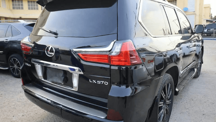 Lexus LX570