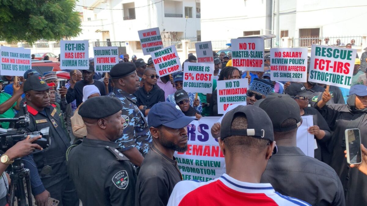 FCTIRS staff protest