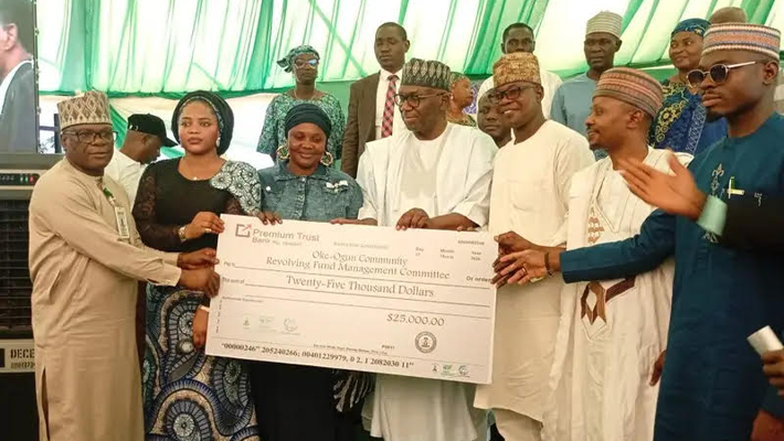 AbdulRahman AbdulRazaq and others at the event