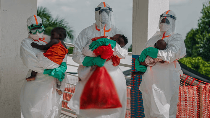 Sick kids in DRC hospital