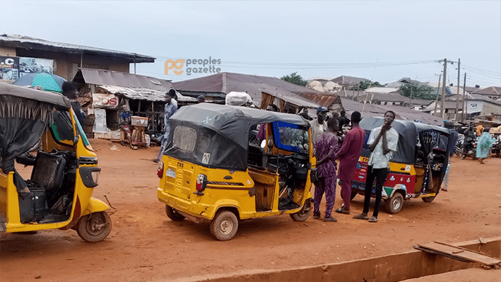 Ayegun, Oluyole LGA junction