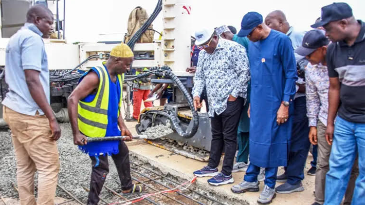 Abuja-Kaduna-Zaria-Kano road reconstruction project