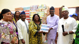 Ondo govt. distributes teaching, learning materials to public primary schools