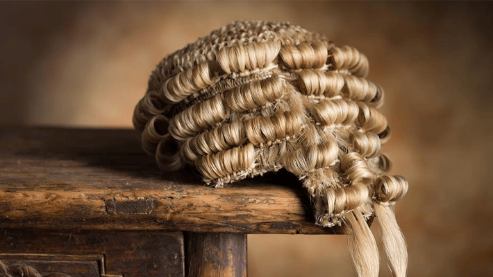 bench wig