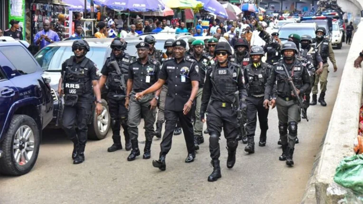Olohundare Jimoh and other police officers in Lagos