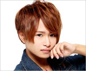 女性アイドル・冨田真由がファンの岩埼友宏容疑者にナイフで刺され心肺 