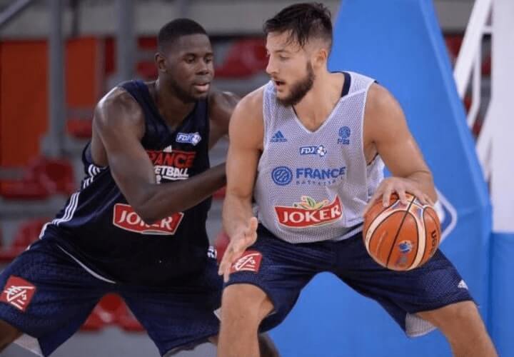 Cara menembak (shooting) dalam permainan bola basket. Sejarah Permainan Bola Basket Beserta Teknik Dasar dan