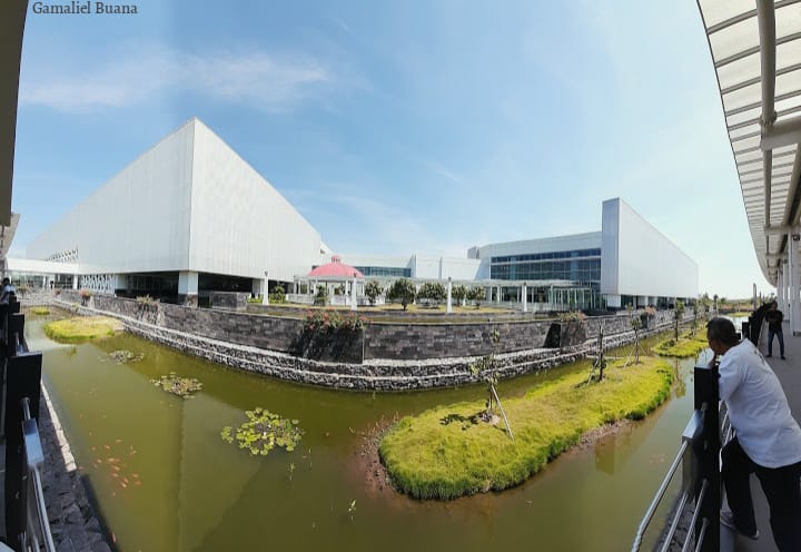 Menelusuri Bandara Terapung Ahmad Yani, Semarang