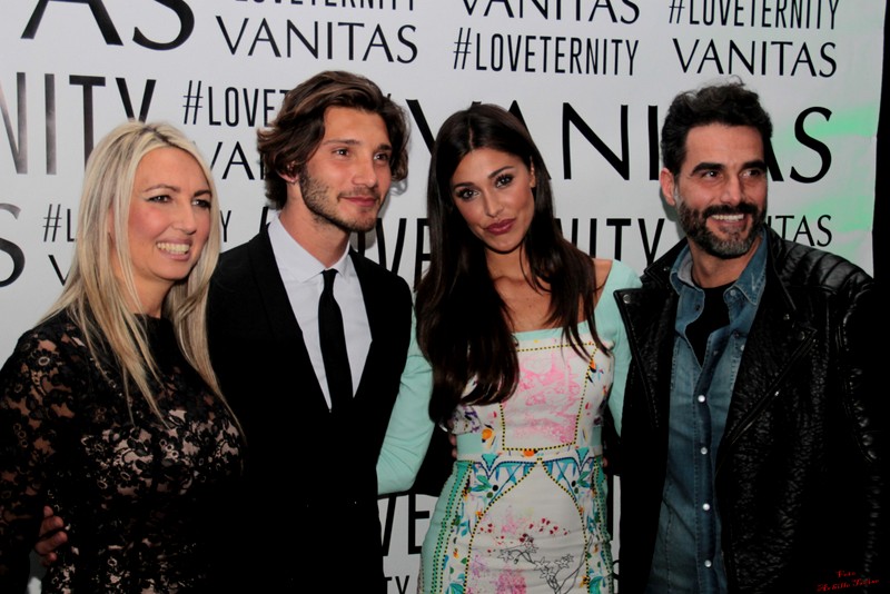 By linnea reichert september 01, 2021 post a comment ed a vanitas si associa belen rodriguez,. Belen Rodriguez Testimonial Vanitas Alla Fiera E Sposa Siede Tra Il Pubblico