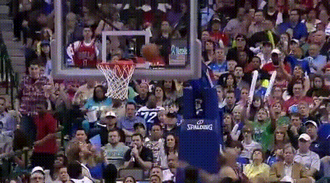 Carlos-Boozer-Accidentally-Hits-Ref-in-G