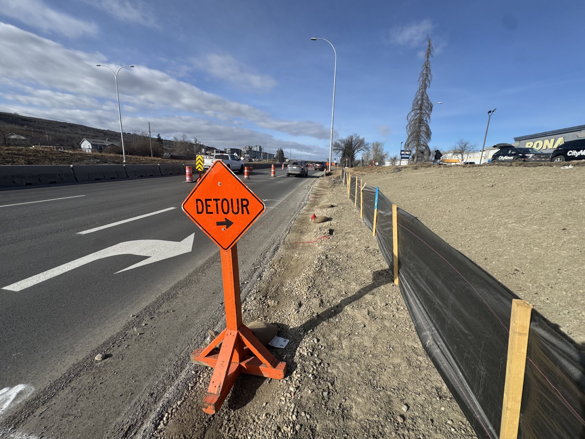 Fechamento de estrada em vigor após fios quebrados detectados no alimentador principal Bearspaw de Calgary – Calgary