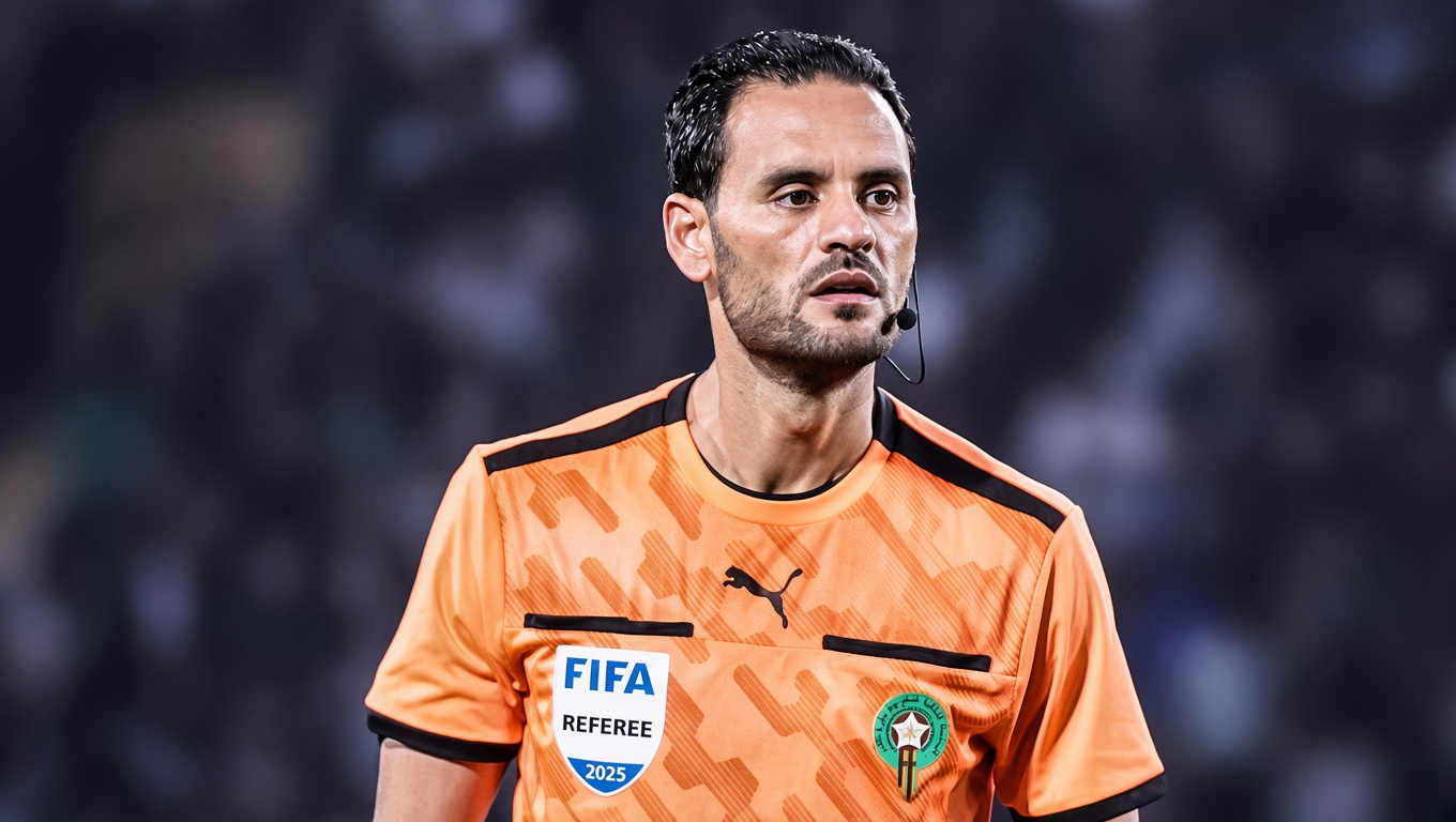 اختيار حكمين مغربيين لإدارة مباريات كأس العالم لأقل من 17 سنة قطر 2026