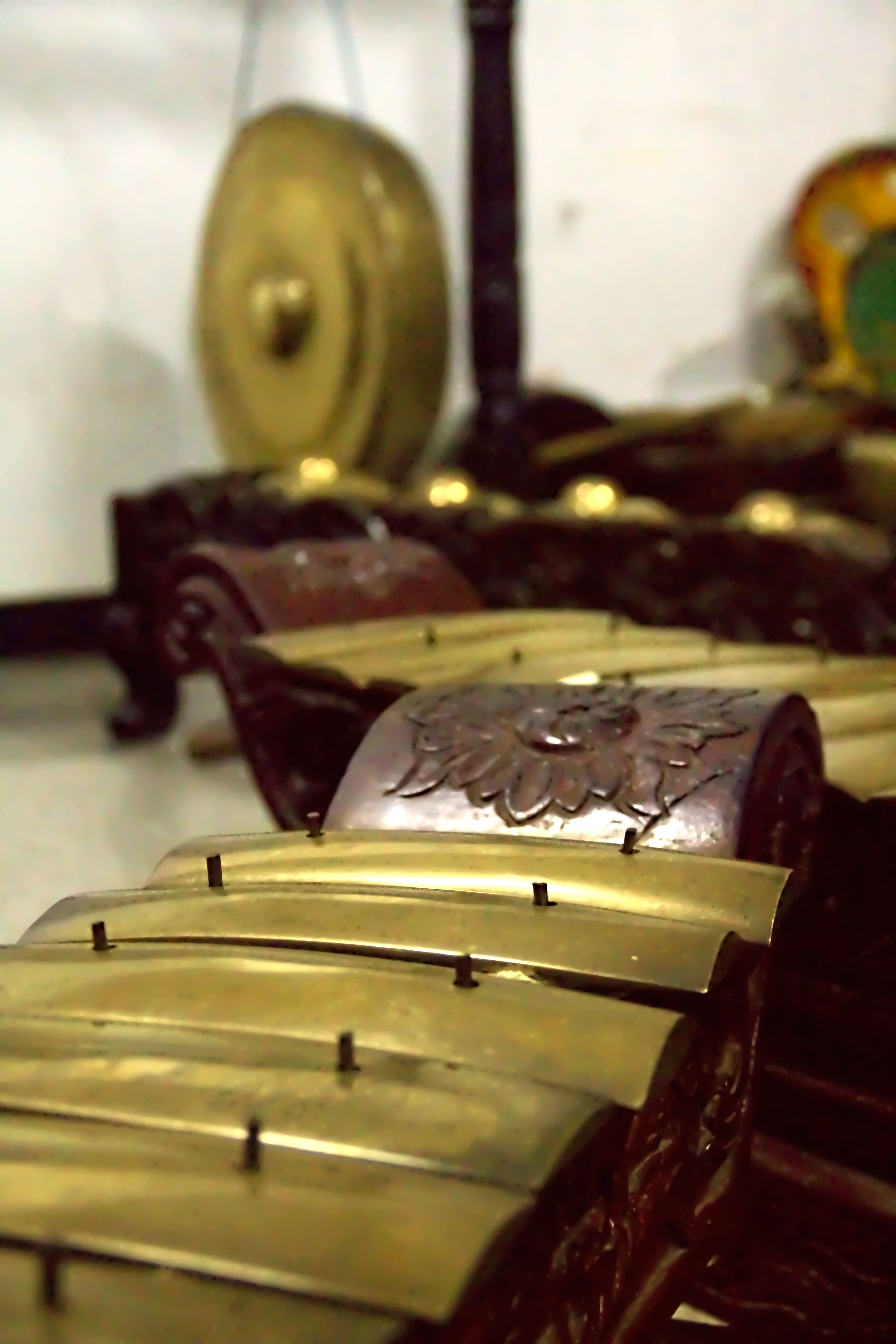 Jul 04, 2021 · bonang adalah salah satu bagian dari seperangkat gamelan jawa bonang terbagi menjadi dua yaitu bonang barung dan bonang penerus. Gamelan Jawa Tengah Dan Yogyakarta Kawruh Basa Jawa