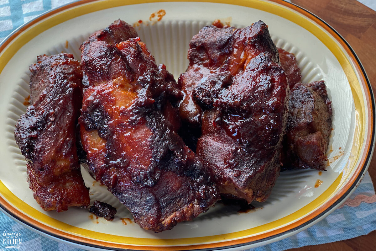 Preparing the boneless ribs, season, pan sear, season or a brush of your favorite bbq sauce, then finish to final temperature the oven. Boneless Country Style Pork Ribs Recipe Granny S In The Kitchen