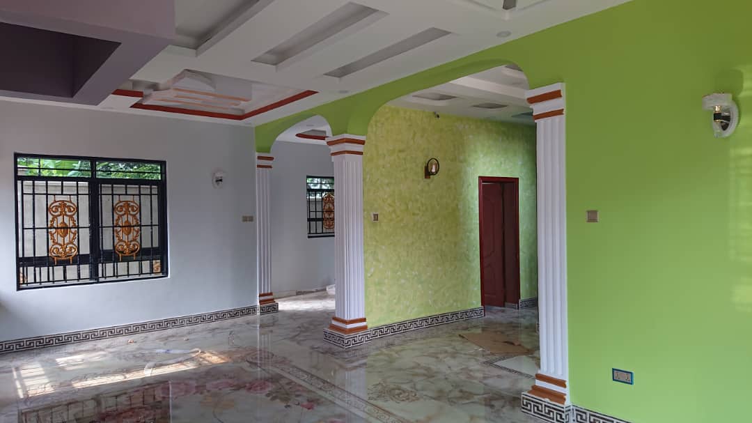 Welcome to Gretarck Decor & Interiors Limited, your one-stop destination for all your interior painting needs in Kampala, Uganda