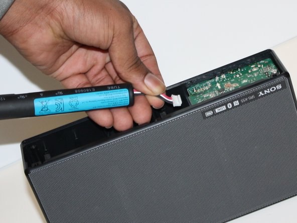 Manualsworld hat über 18306 anleitungen sony in der datenbank. Sony Srs X55 Button Circuit Board Replacement Ifixit Repair Guide