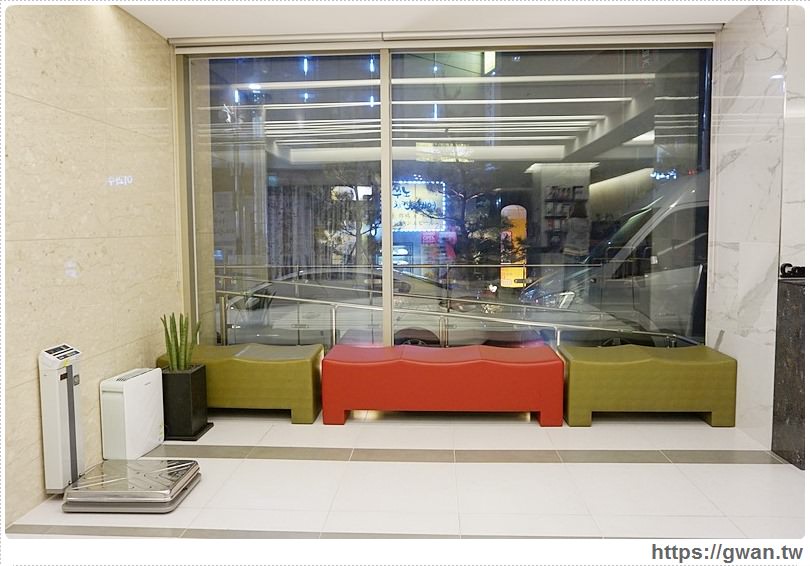 [韓國住宿●首爾] 明洞第一飯店 a FIRST Myeongdong -- 交通、生活機能便利，附近有機場巴士 | 去年新開幕酒店