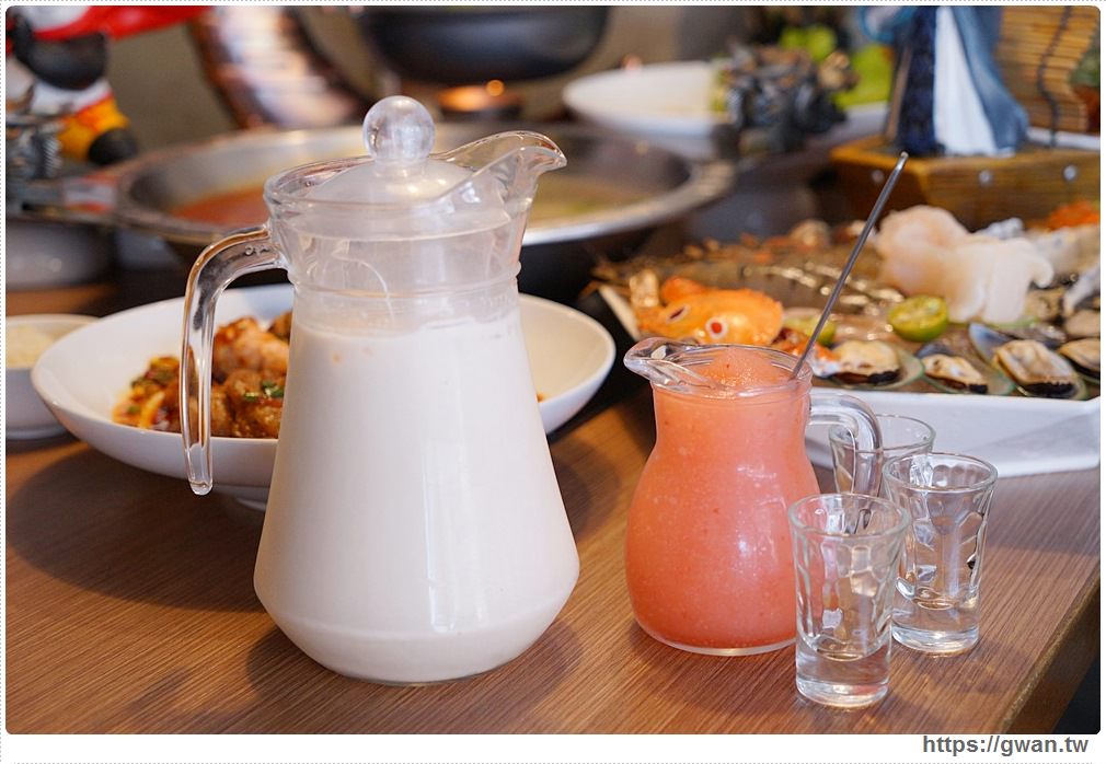 川老爺麻辣鍋 | 點海鮮拼盤免費升級鴛鴦鍋,鴨血、豆腐吃到飽再送川菜和冰沙,用餐現省848元! 川老爺麻辣鍋 | 點海鮮拼盤免費升級鴛鴦鍋,鴨血、豆腐吃到飽再送川菜和冰沙,用餐現省848元!