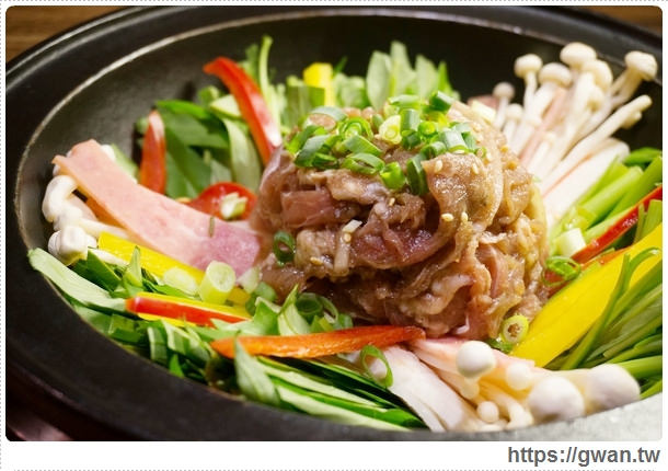 捷運美食,劉震川日韓大食館,劉震川日韓風味鍋,劉震川火鍋,劉震川新莊,韓式料理,東區韓式料理,韓式鍋物,火烤兩吃,平價韓式料理,海鮮煎餅,辣炒年糕,部隊鍋,春川雞鍋-19-720-111