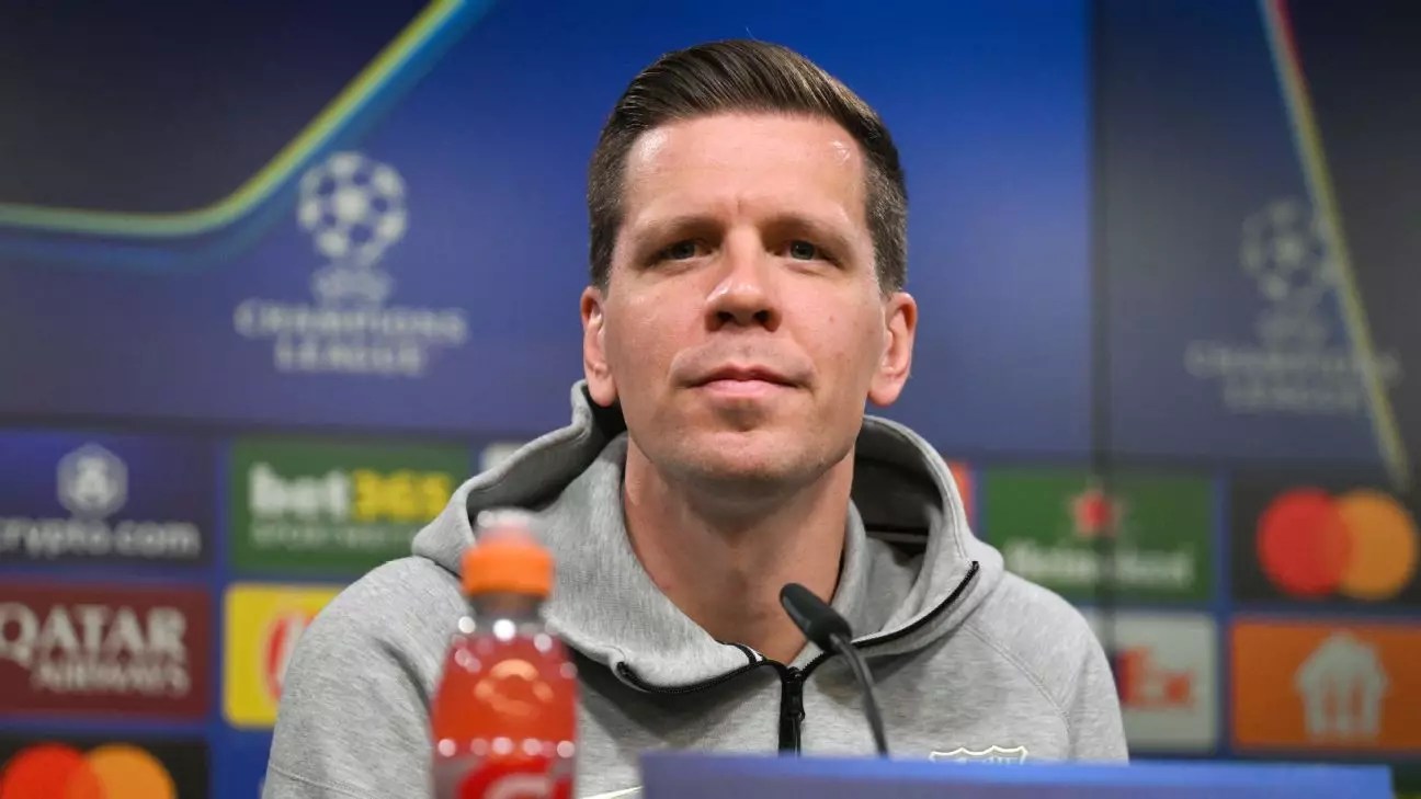 United for Victory: Szczesny’s Inspiring Commitment at Barcelona