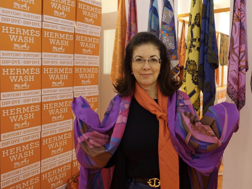 Hermesmatic Or Dip Dying Your Silk Scarf At The Hermes Laundromat Happyface313