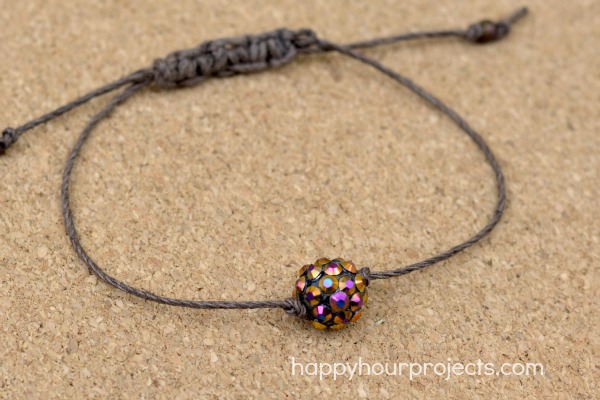 Friday's episode of 'jeopardy!' ended in a tie, prompting the show to utilize its tiebreaker. Sliding Knot Adjustable Bead Bracelet - Happy Hour Projects