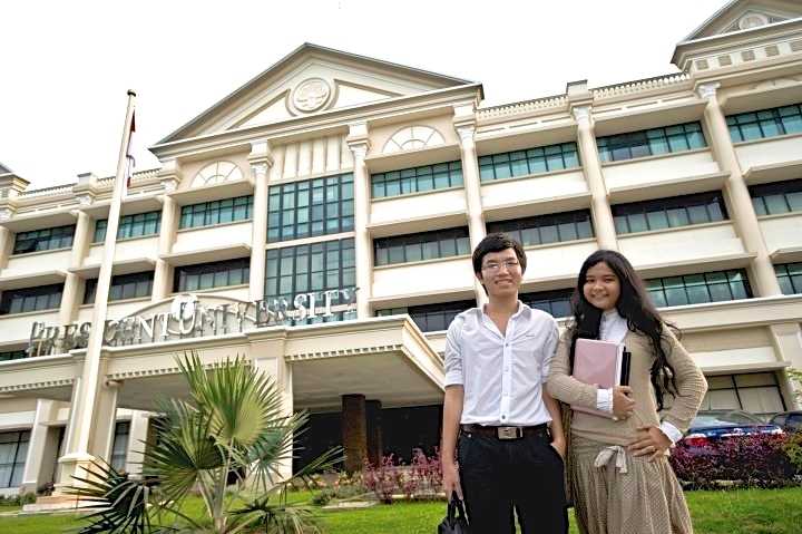 Wisudawan President University (sumber: president.ac.id)