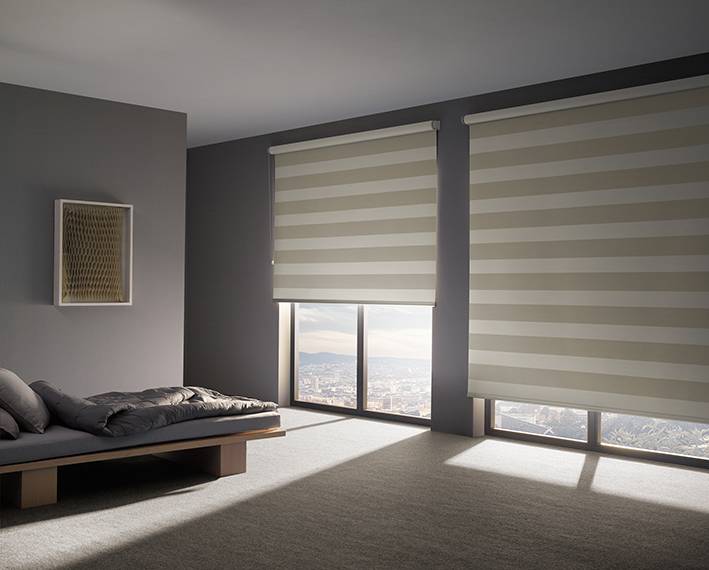 Sie können ihre elektrischen innenrollos auch mehr handy oder tablet steuern. MHZ-Rollo-Bild-01 - Harland Raumausstattermeister