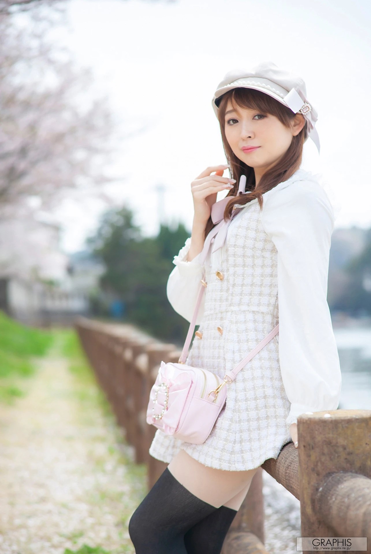 Alice Shiina 椎菜アリス Graphis Spring Special Love me do Vol.03