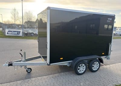 Flyttetrailer med bagdøre indv.