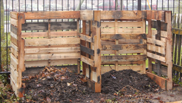 Pallet Compost System