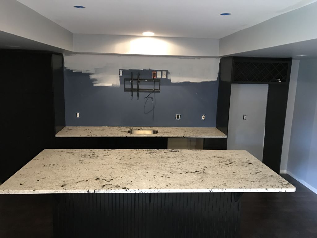 Colonial White Exotic Granite Countertops - Hesano Brothers