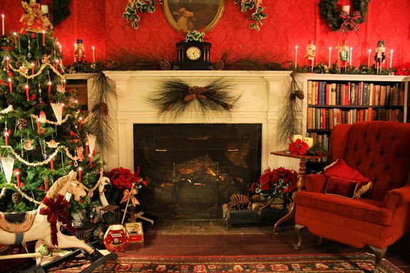 There are many wonderful things about getting older, but going through the aging process also means you might start experiencing bodily fatigue, achy muscles and joint pain more often than you used to. An Old Fashioned Christmas At Hearthside House The History List