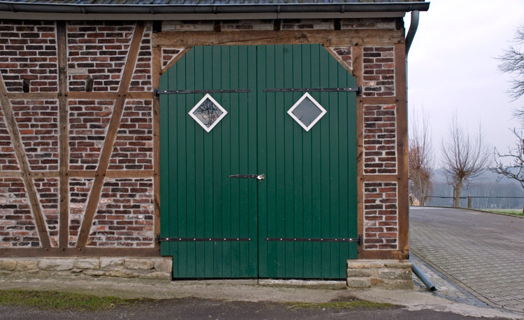 Türzarge selber bauen und montieren. HaustÃ¼ren, SchiebetÃ¼ren, GlastÃ¼ren, Tore, SicherheitstÃ¼ren