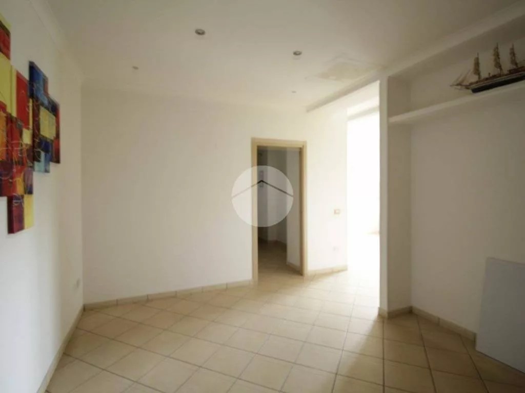 Home Trust World | Appartamento Vendita Via Trieste, 168, Assemini Superficie 80.0Mq Prezzo 112000.0 | 294144 768_x_1024_jpg