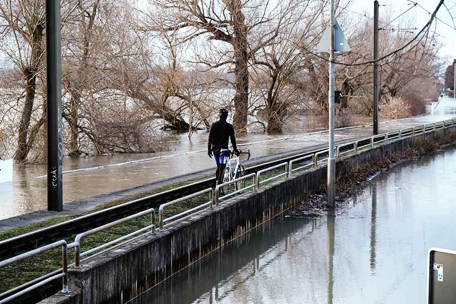 Teilweise Sperrung Des Geh Und Radwegs Rheinpromenade Honnef Heute Nachrichten Aus Bad Honnef Bonn Und Der Region