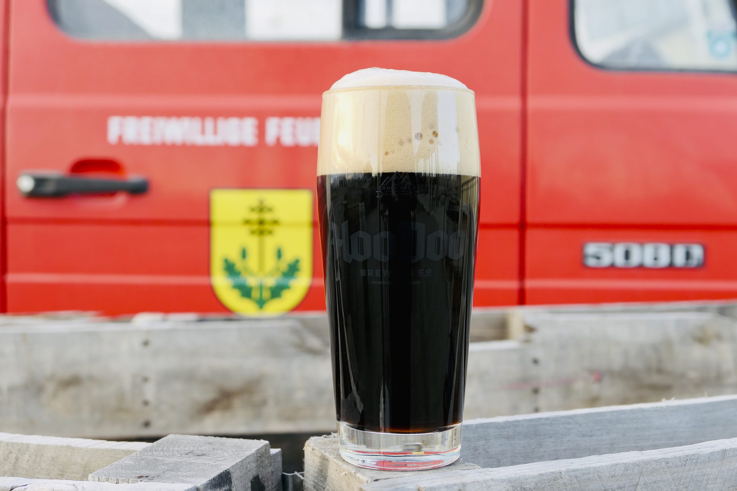 Tempat topup dan menyediakan akun free fire ind DUNKELWEISS - HooDoo Brewing Co. - Fairbanks, AK