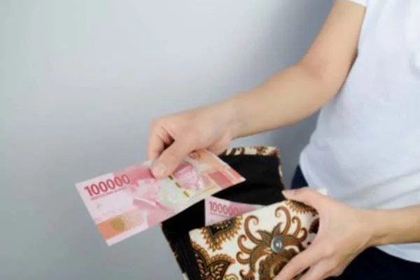 Di area umum perumahan yang tidak diperuntukan untuk parkir pmd, atau dengan cara yang menghalangi penggunaan area umum; 6 Cara Menagih Hutang Ke Teman Dengan Sopan