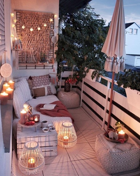 Al decorar terrazas y balcones pequeños, las paredes pueden ser nuestras grandes aliadas. Terrazas Grandes Pequenas Balcones Espacios Perfectos Para Disfrutar De Un Momento De Relax En Casa
