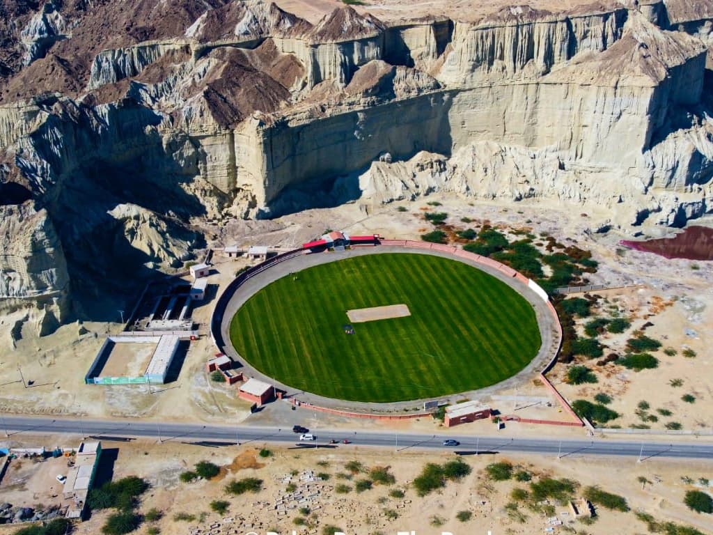 There are many things to learn to become an expert (this is why we have accountants), but the essentials actually are. Cricket world in awe of Gwadar cricket stadium - Sports