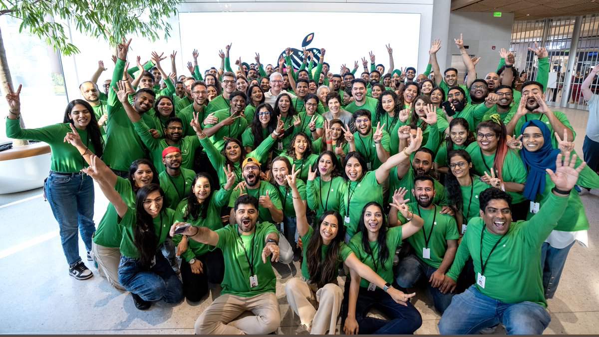 apple-store-employees-in-india-reportedly-get-four-times-more-salary