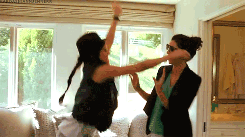 With the 'friends' reunion special airing on may 27 on hbo max, now is the perfect time to lol at the best gif moments from the show. Garotas Girls Best Friends Gif Find On Gifer
